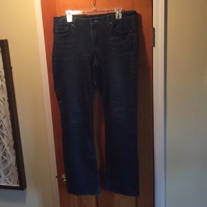 New York & Company Women’s Curvy Boot Cut Jeans